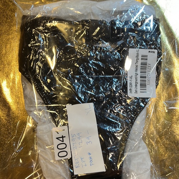 New Wet look high waisted bottoms - Picture 8 of 8